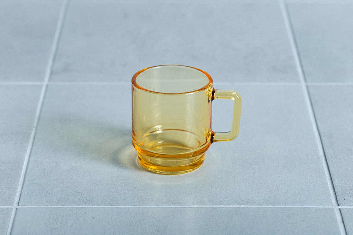 Milk Glass Japan  FRIDAY MORNING MUG（CRAFTED IN JAPAN）YELLOW transparent